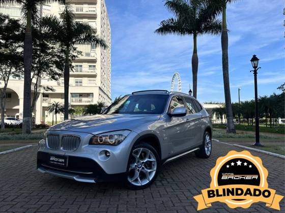 BMW X1 3.0 24V GASOLINA XDRIVE28I 4P AUTOMÁTICO BMW X1 3.0 24V GASOLINA XDRIVE28I 4P AUTOMÁTICO